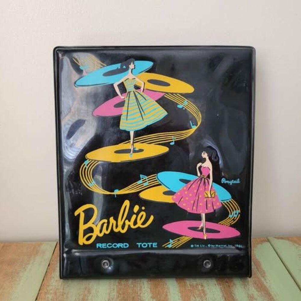 Barbie Record Tote with 9 45 Vinyl records! 🎀 - Picture 2 of 10